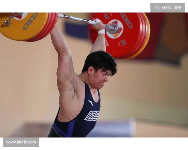 汝南18岁姑娘勇夺举重世锦赛铜牌 成就新星之路